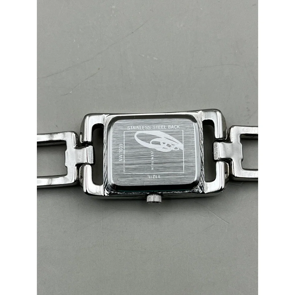 Nine West Womens Silver Tone Rectangular Bracelet‎ Watch NW/1039 Y121E Untested